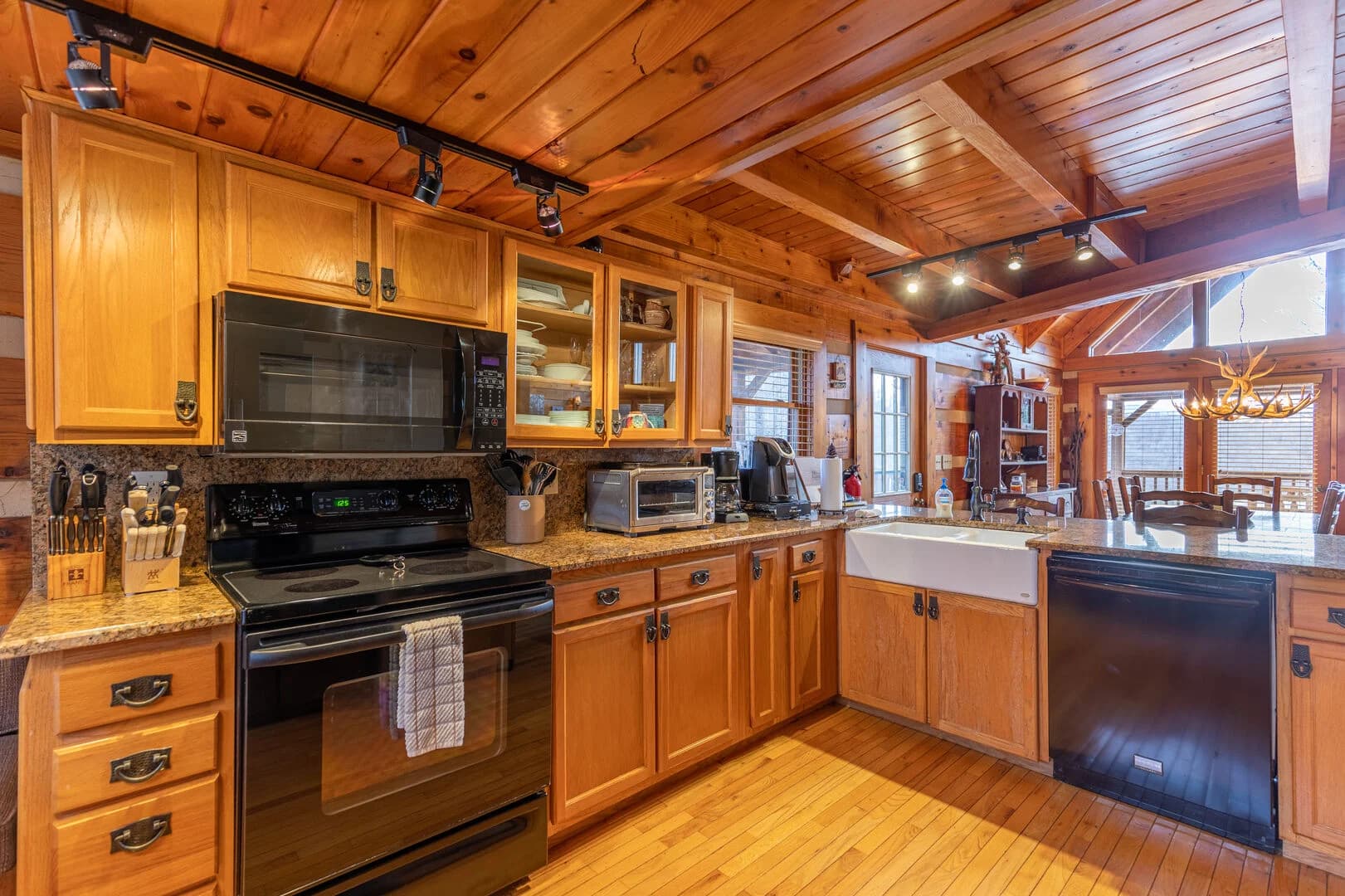 Ambleside Lodge - Image 7