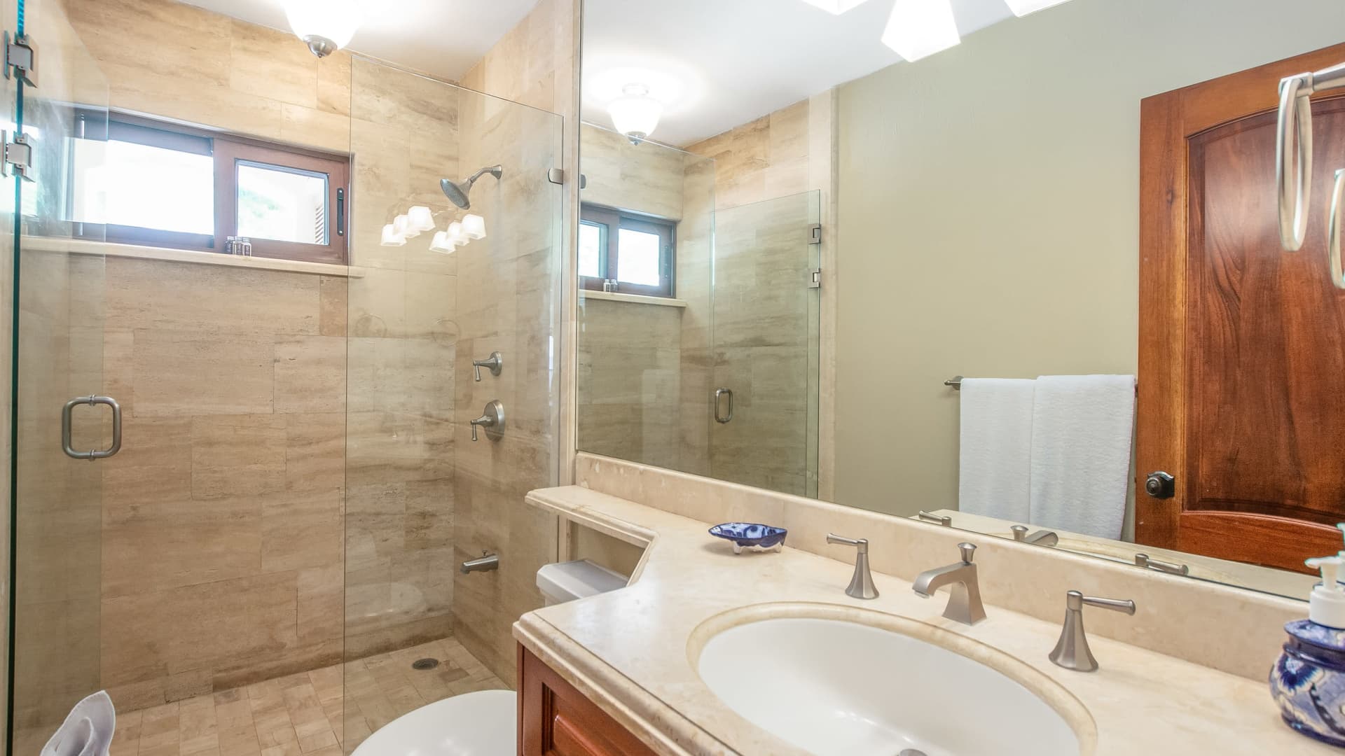 Palms Residence - Image 24