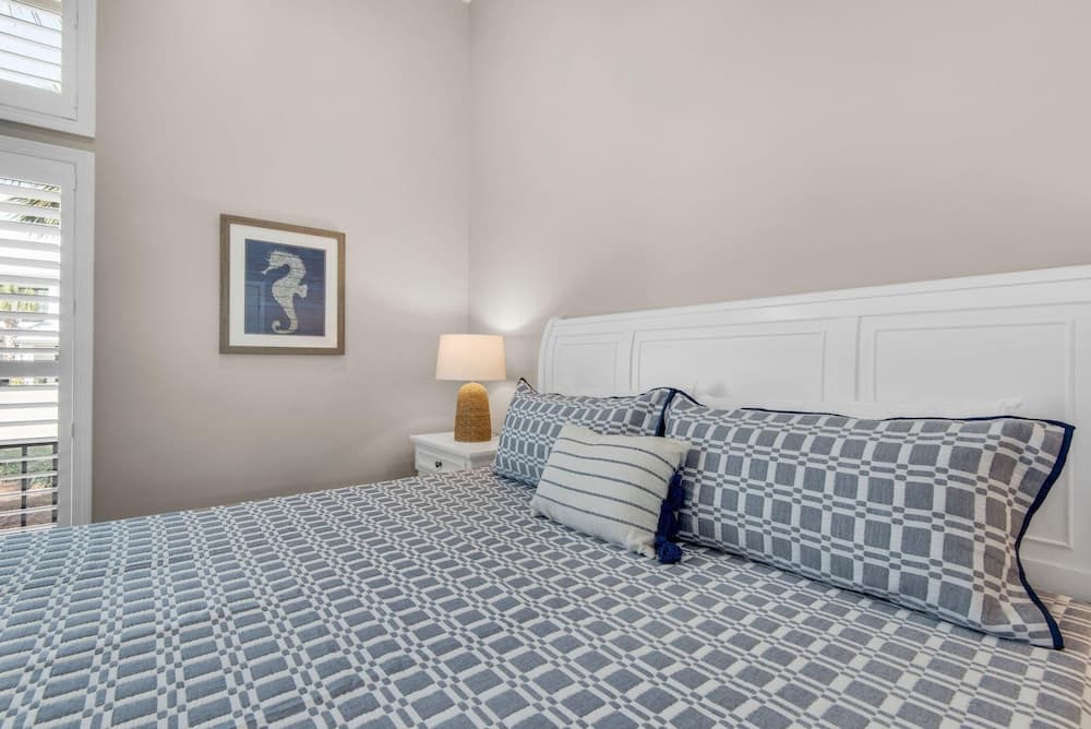 Holiday Everyday - Image 19