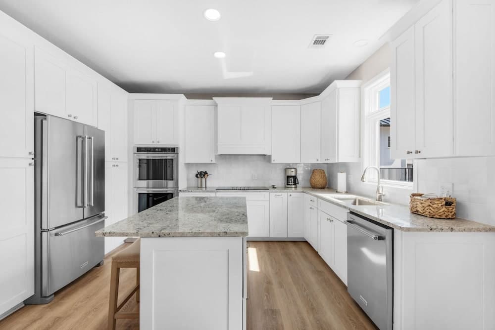 Holiday Everyday - Image 8