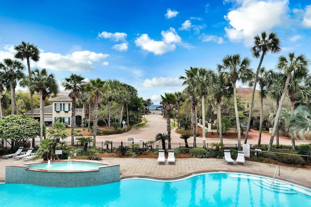 Holiday Everyday - Image 47