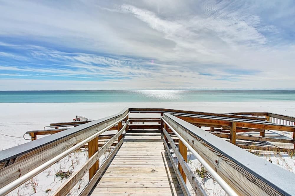 Holiday Everyday - Image 2