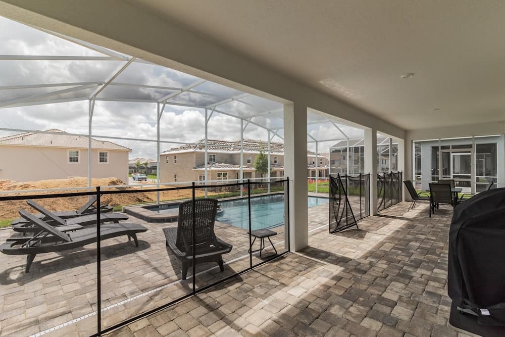 Holiday Retreat - Image 25