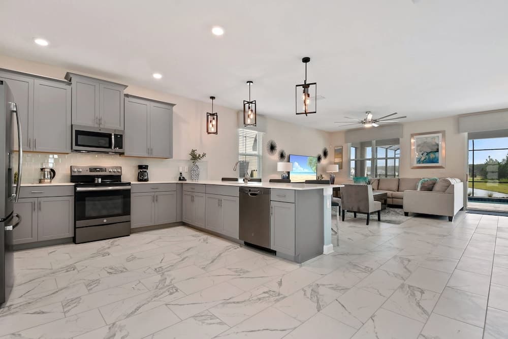 Sunset Oasis in Storey Lake - Image 7