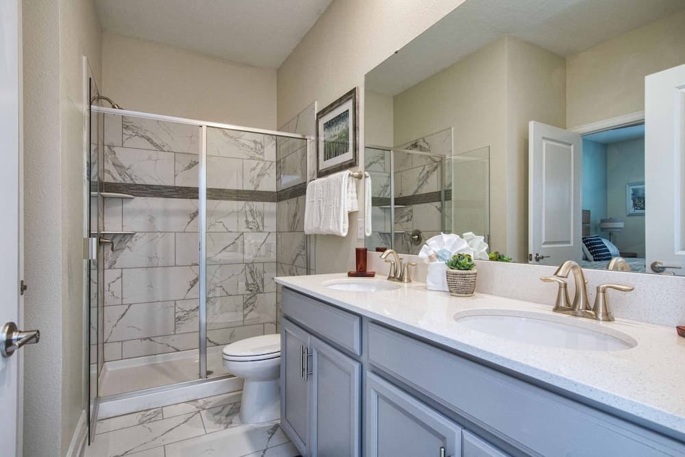 Sunset Oasis in Storey Lake - Image 10