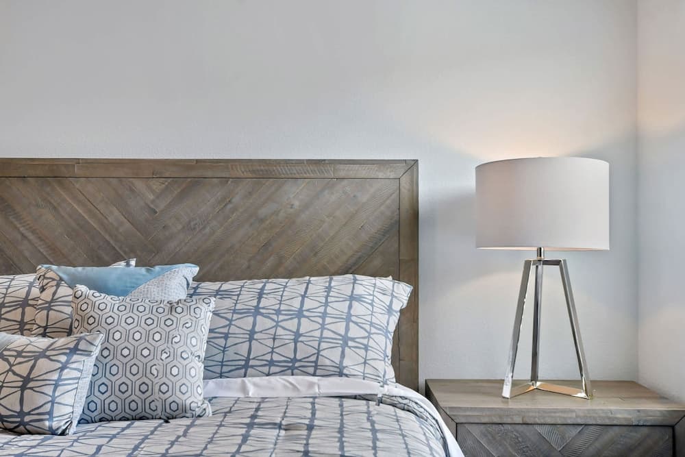 Sunset Oasis in Storey Lake - Image 32