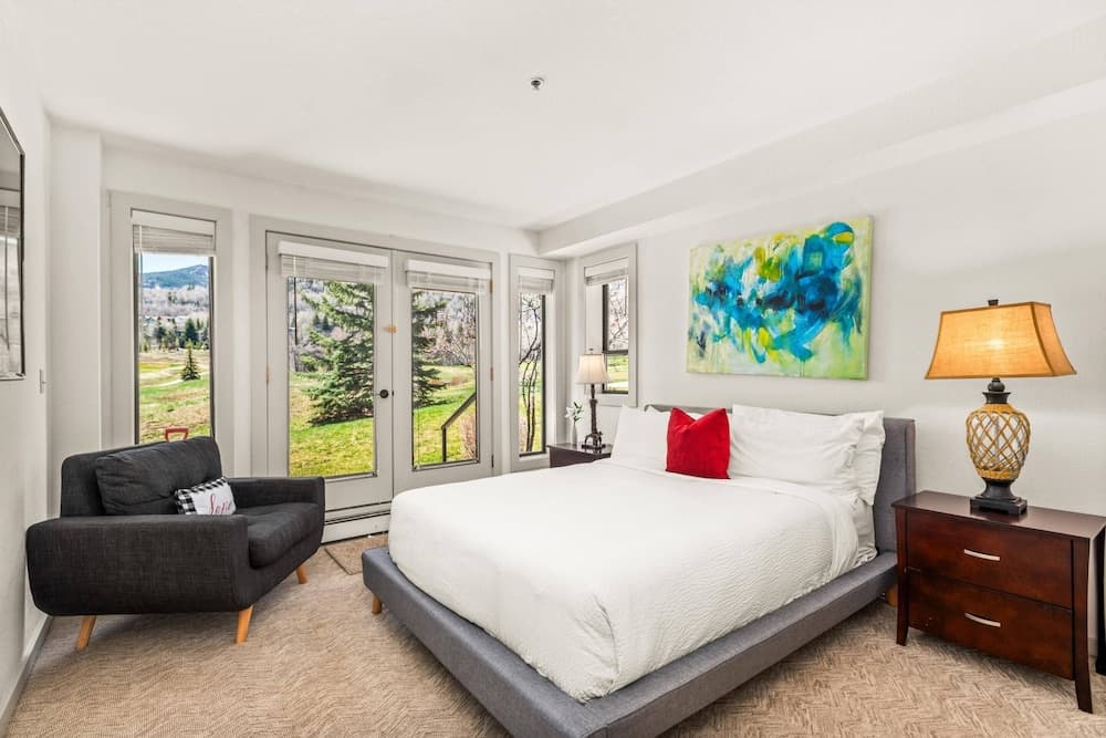 Homestead Townhome - Image 11