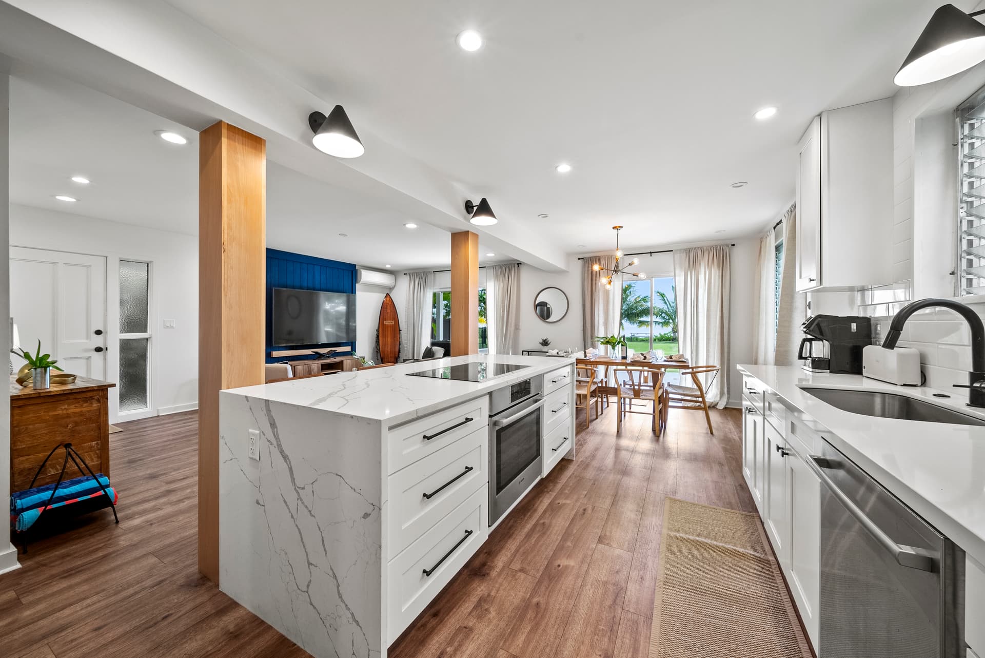 Honolulu Beachfront Retreat - Image 5