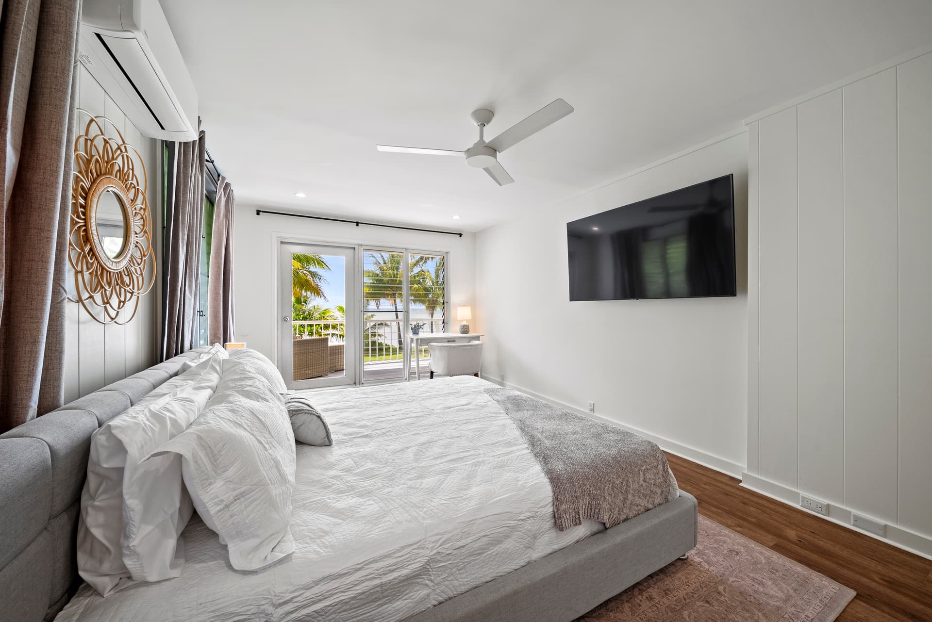 Honolulu Beachfront Retreat - Image 37