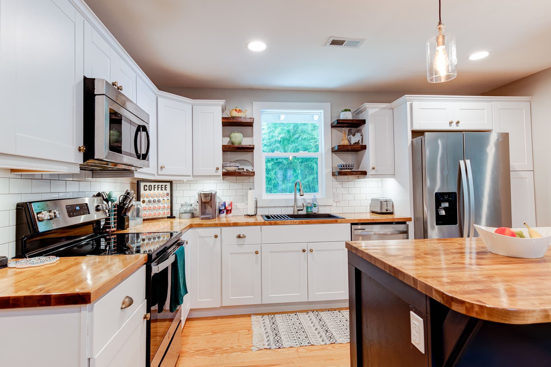 Hoopers Creek Cottage - Image 4