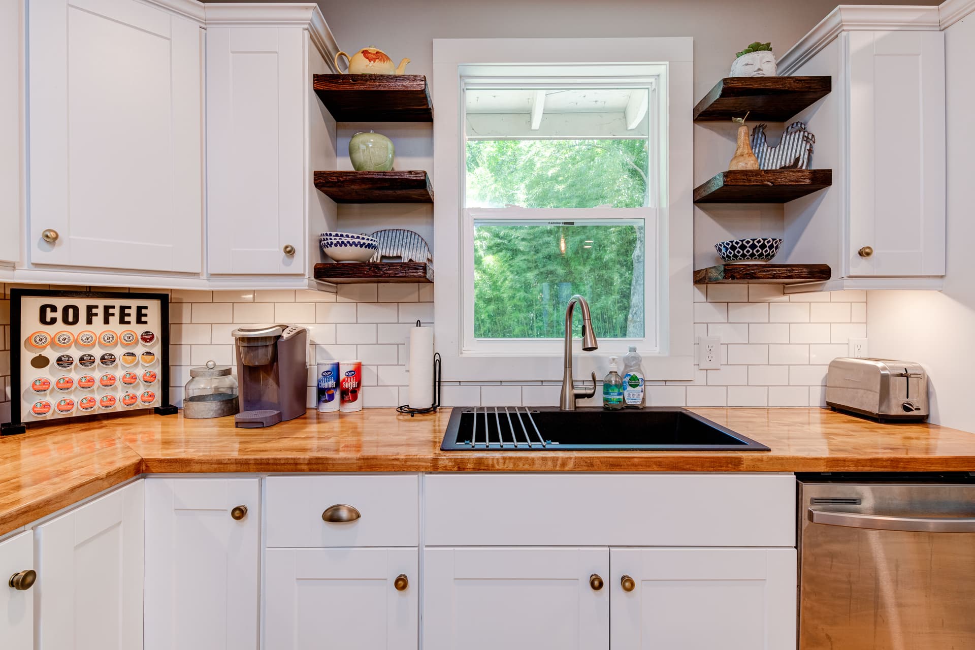 Hoopers Creek Cottage - Image 5