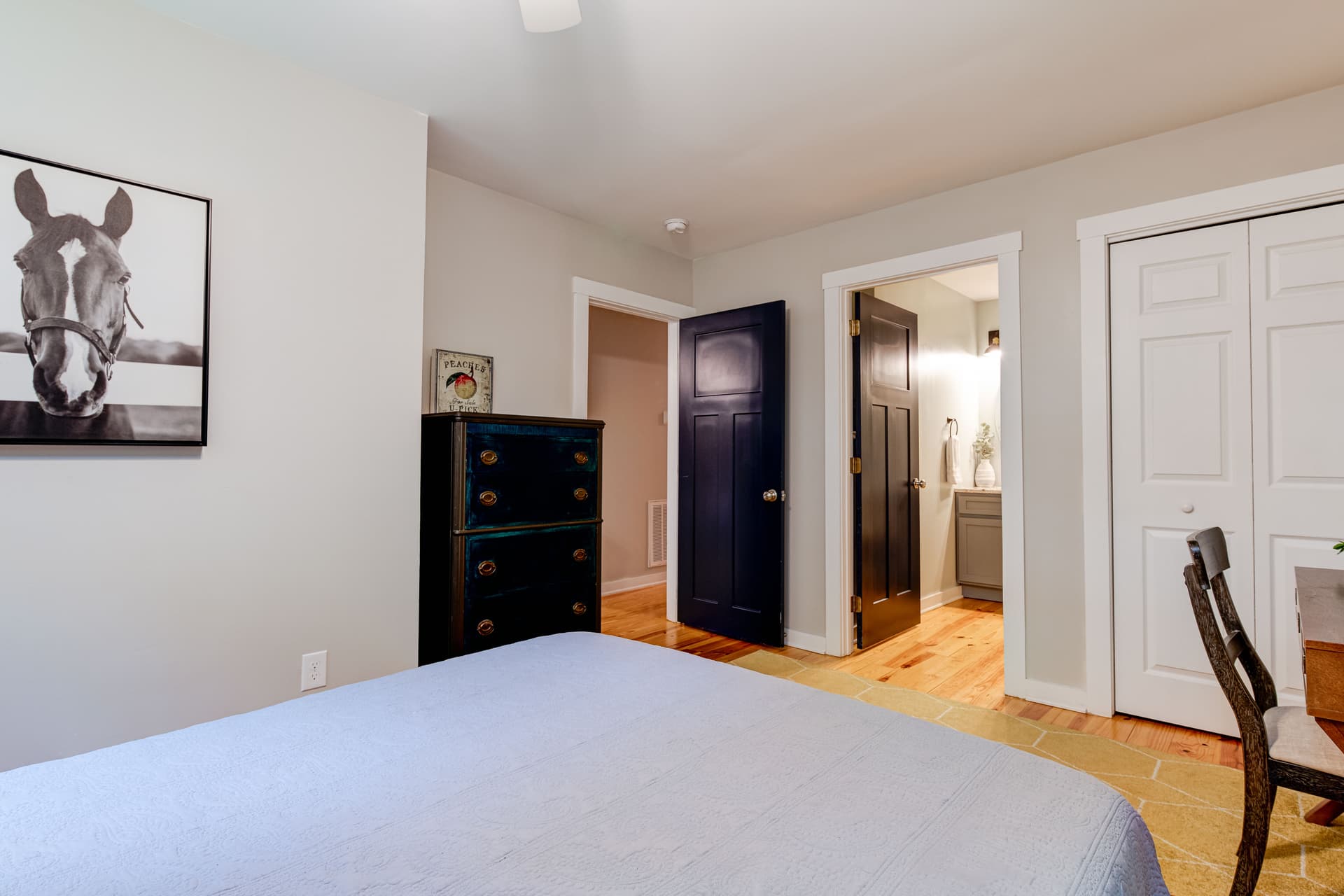 Hoopers Creek Cottage - Image 7