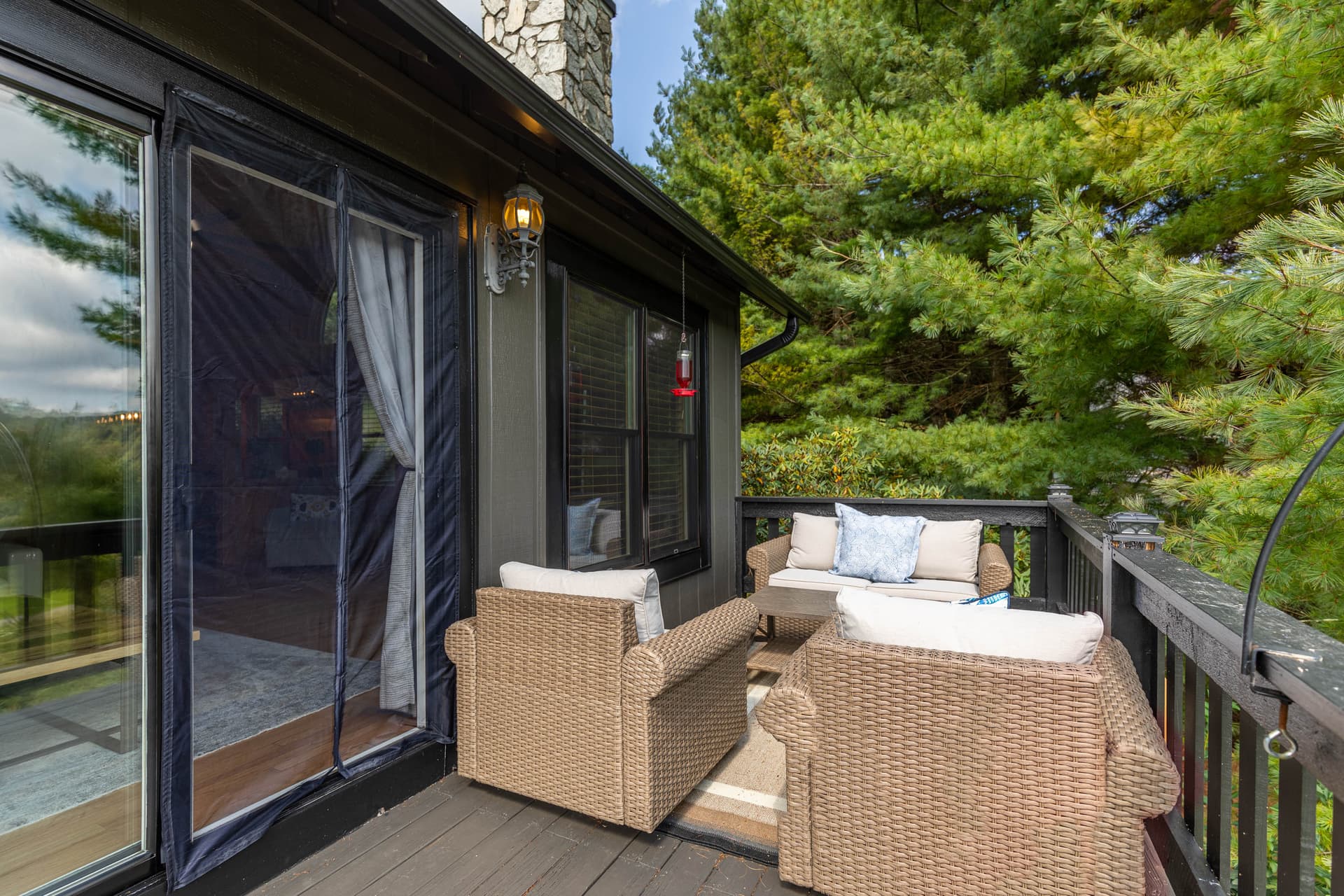 Horse Valley Lodge - Image 15