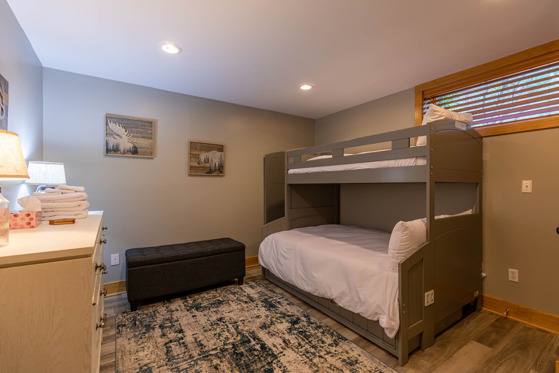 Horse Valley Lodge - Image 27