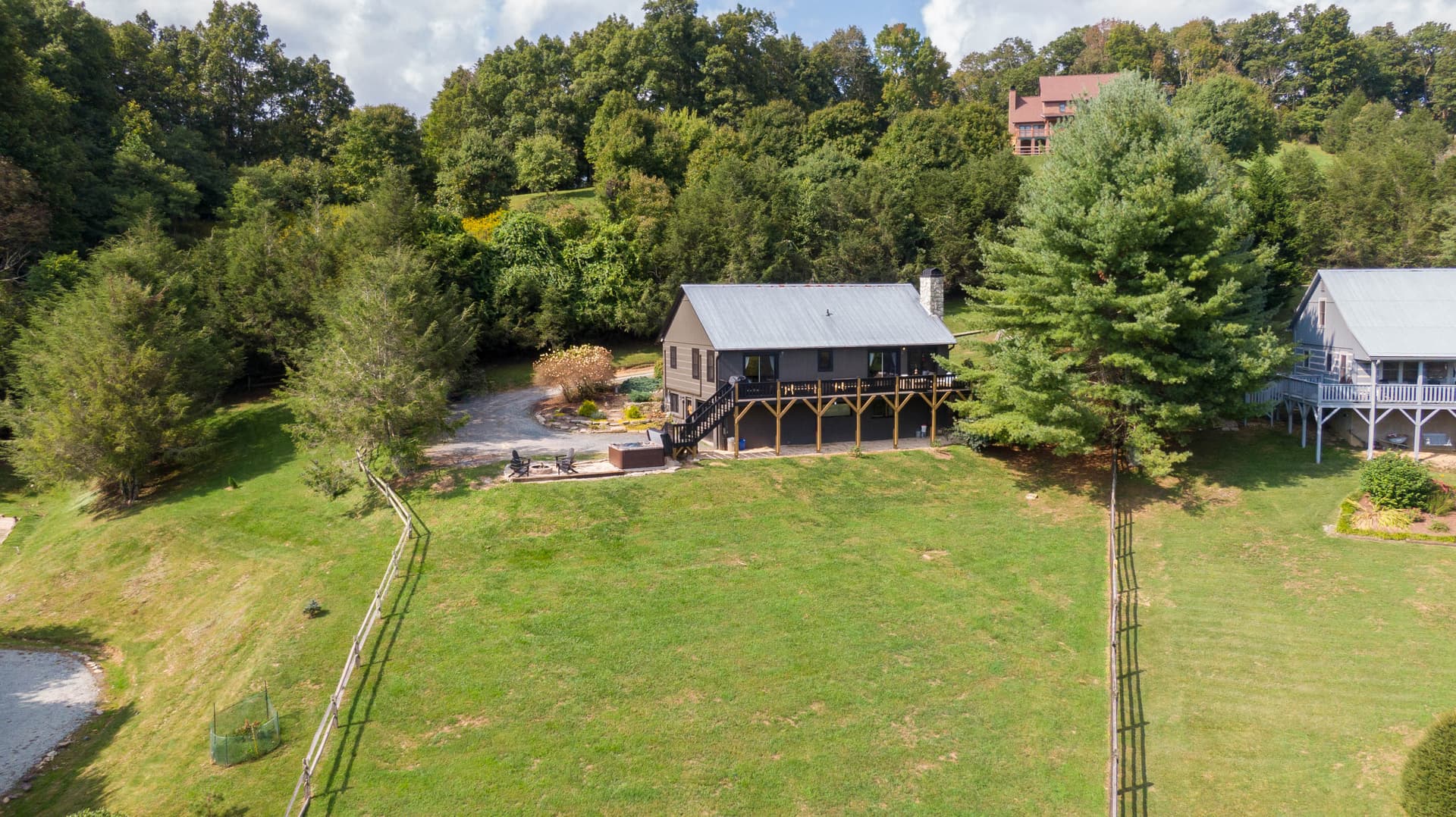 Horse Valley Lodge - Image 31