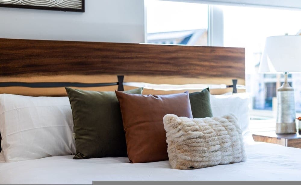 Summit Escape - Image 19