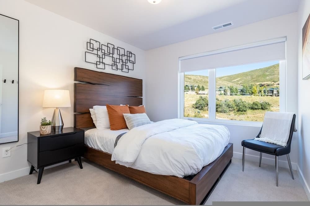 Summit Escape - Image 33