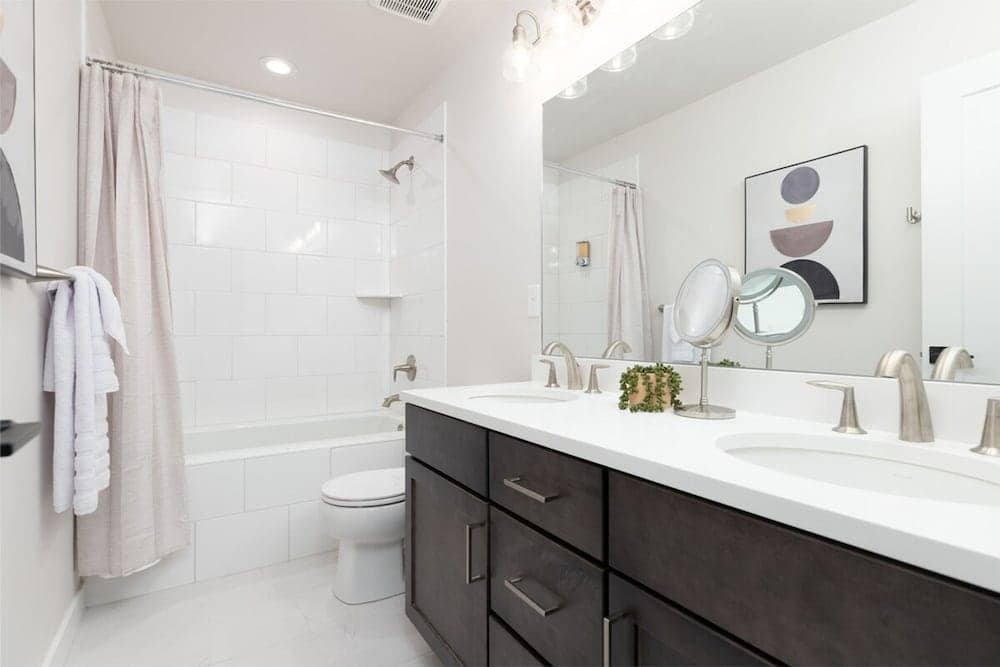 Summit Escape - Image 47