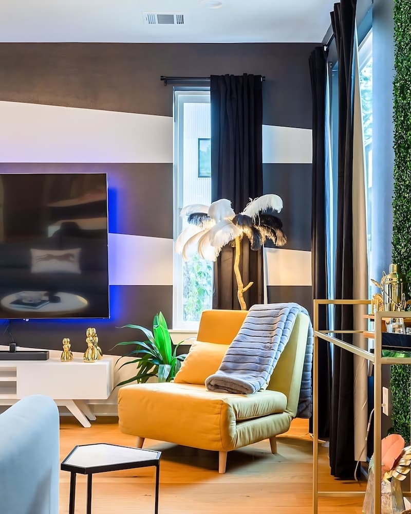 Time Machine Clubhouse - Image 7