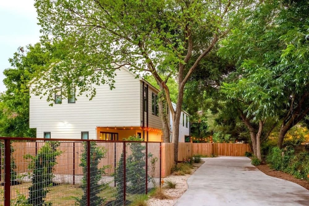 Time Machine Clubhouse - Image 3