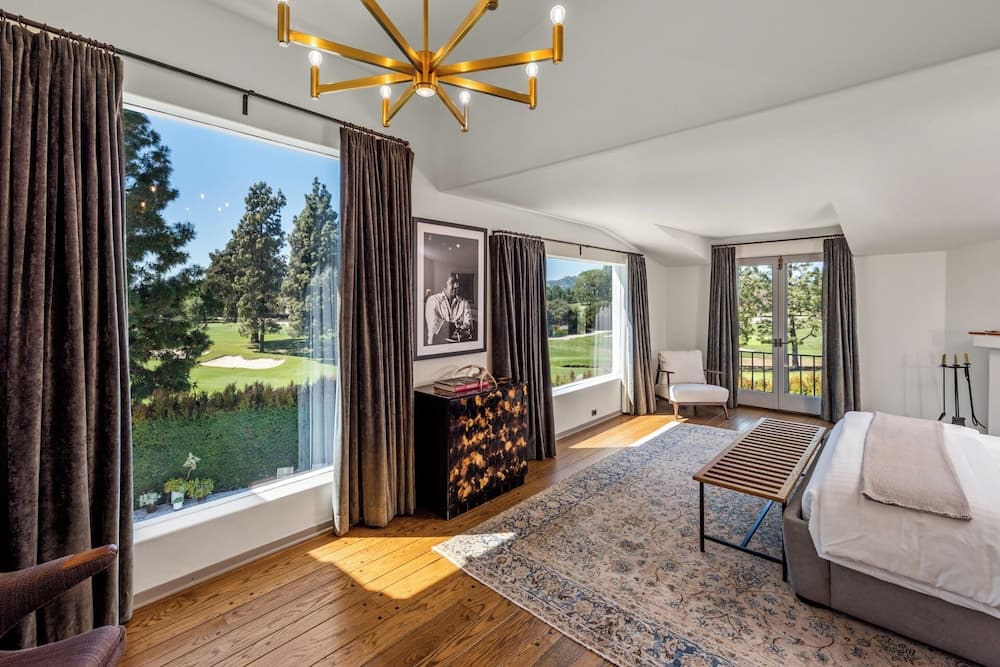 Howard Hughes Estate - Image 6