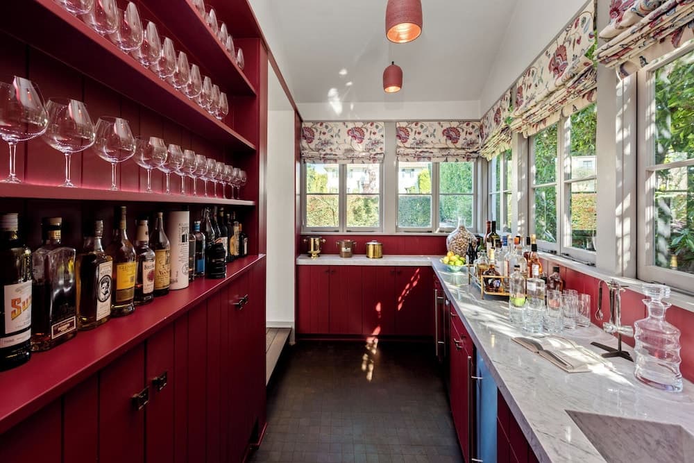 Howard Hughes Estate - Image 47