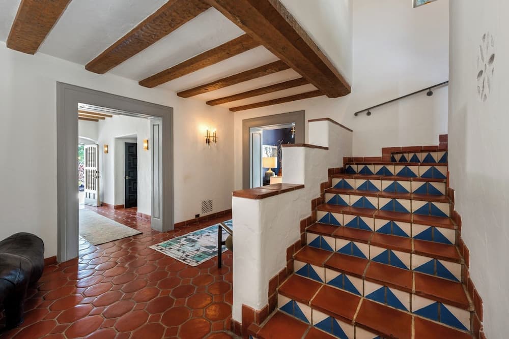 Howard Hughes Estate - Image 56