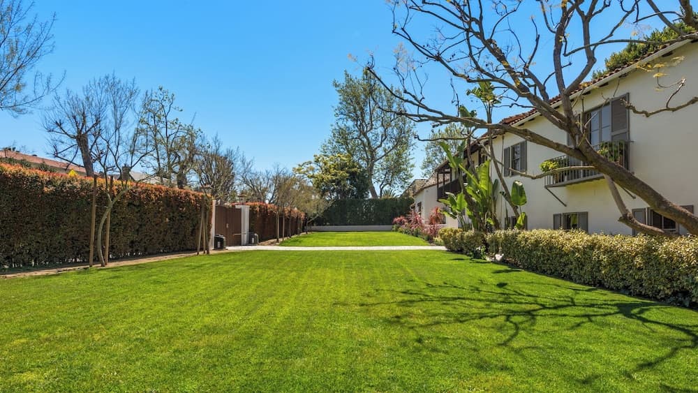 Howard Hughes Estate - Image 66