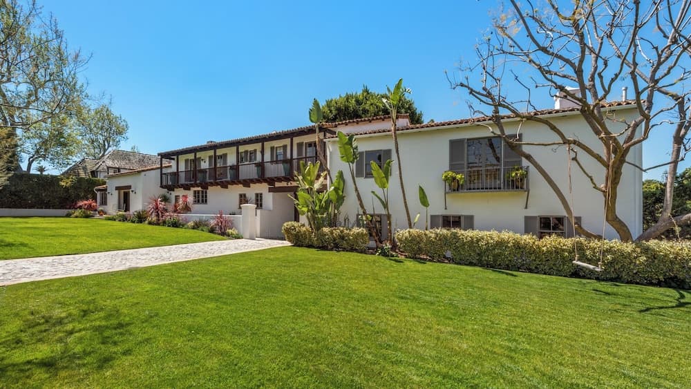 Howard Hughes Estate - Image 88