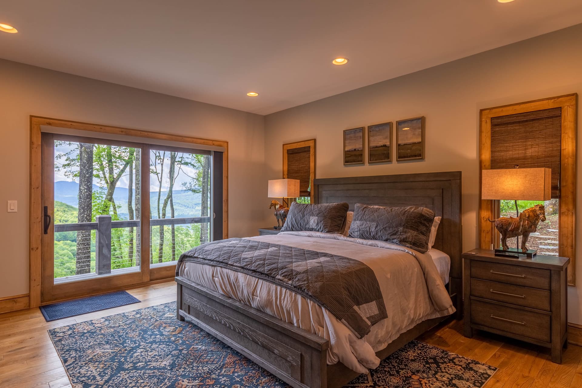 Howling Moon House - Image 4