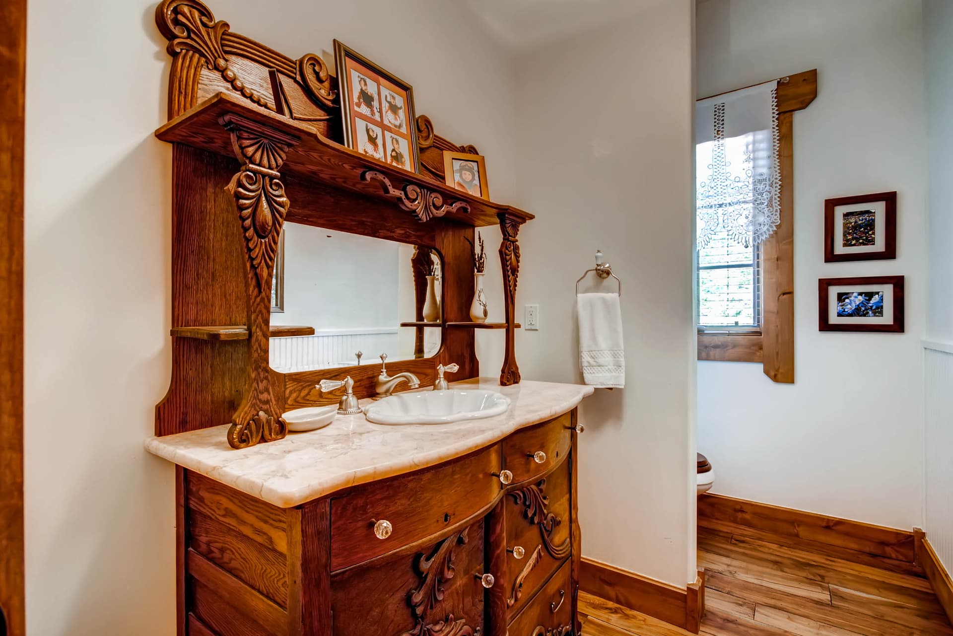 Hatari Lodge - Image 13