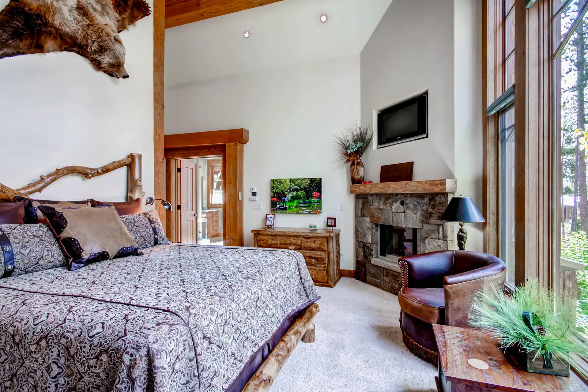 Hatari Lodge - Image 14