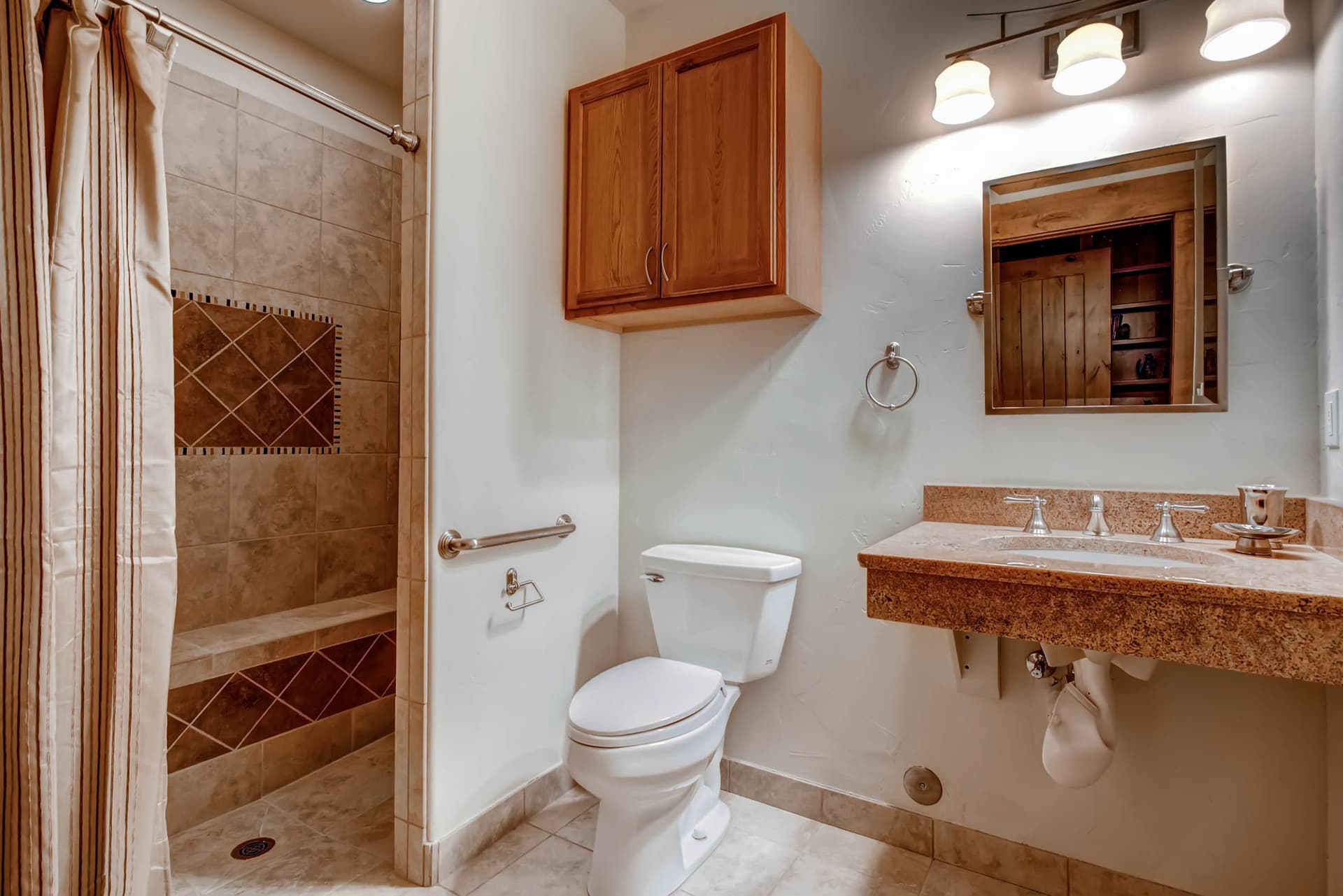 Hatari Lodge - Image 29