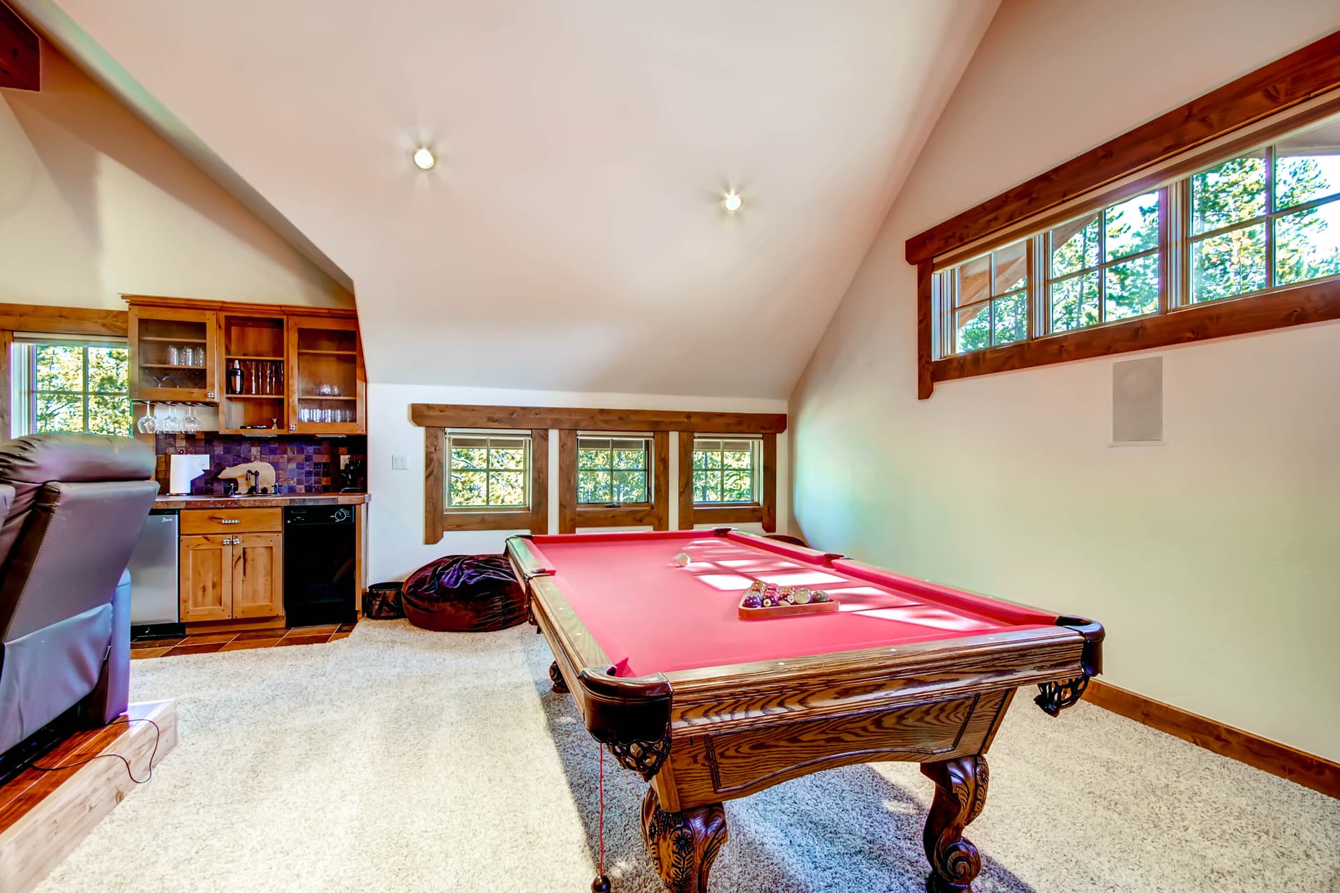 Hatari Lodge - Image 32