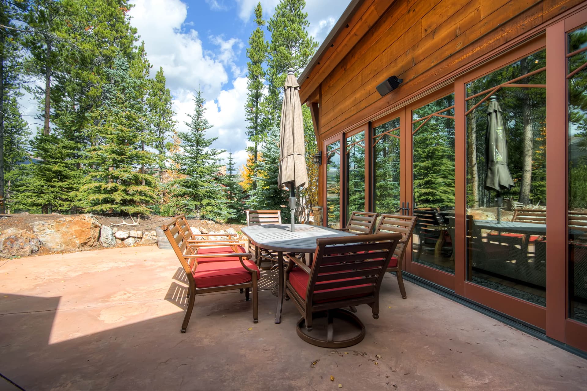 Hatari Lodge - Image 40