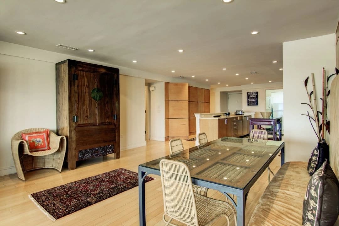 Sea La Vie Condo - Image 5