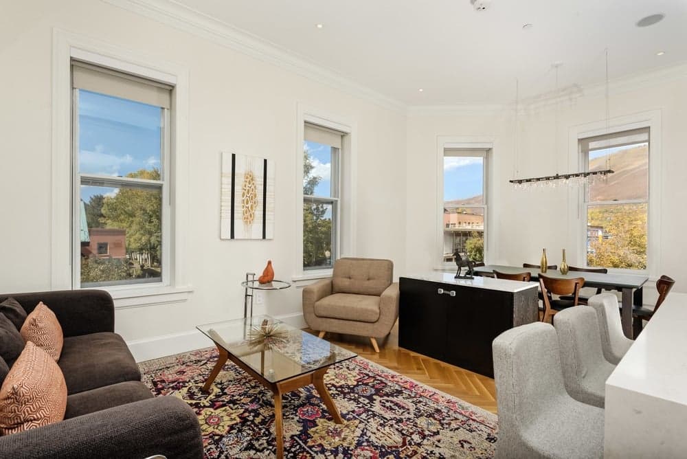 Independence Square Hotel #203