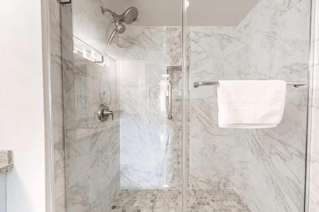 Solare Tower #705 - Image 12