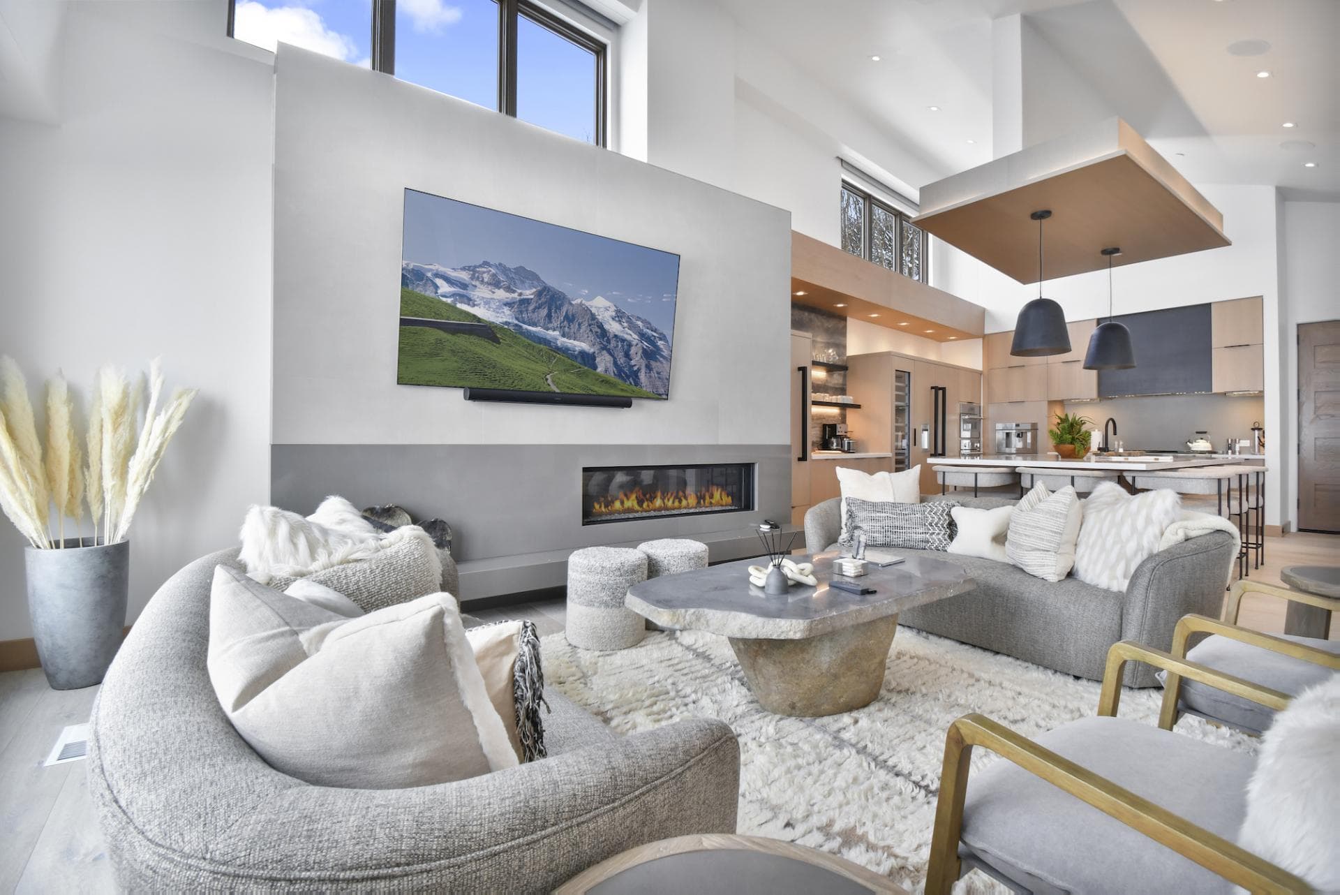 Kings Crown #103 - Image 1