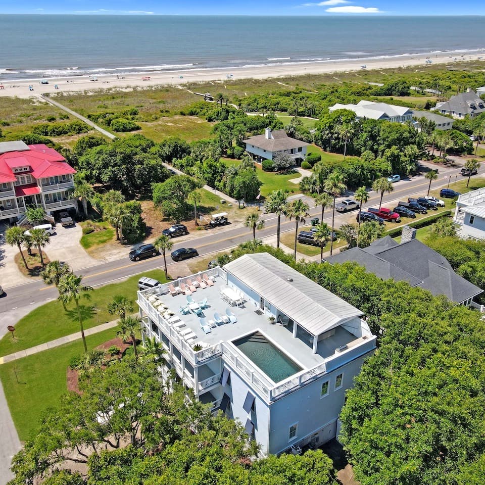 Beach Retreat - Image 1