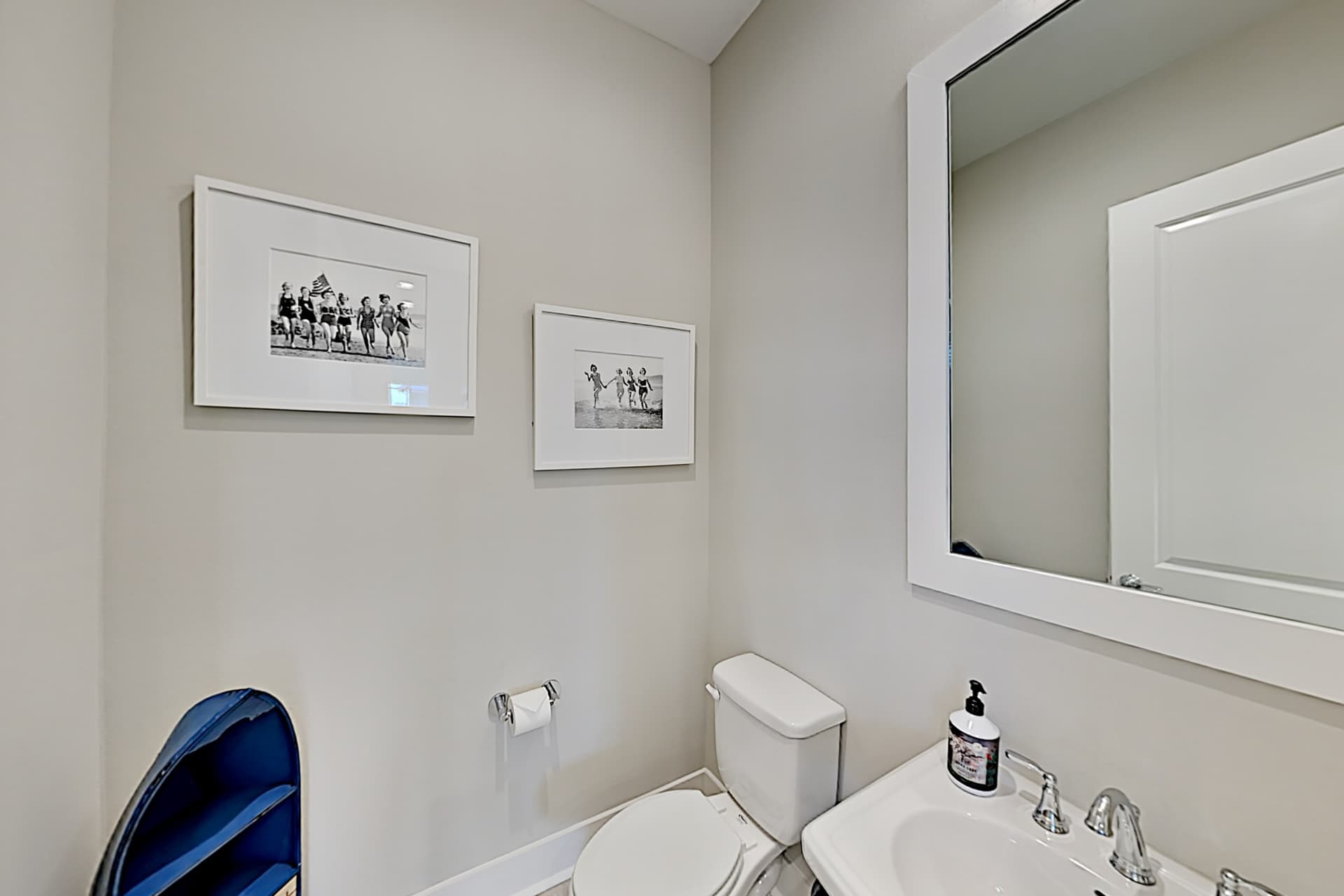 Crab Manor - Image 9