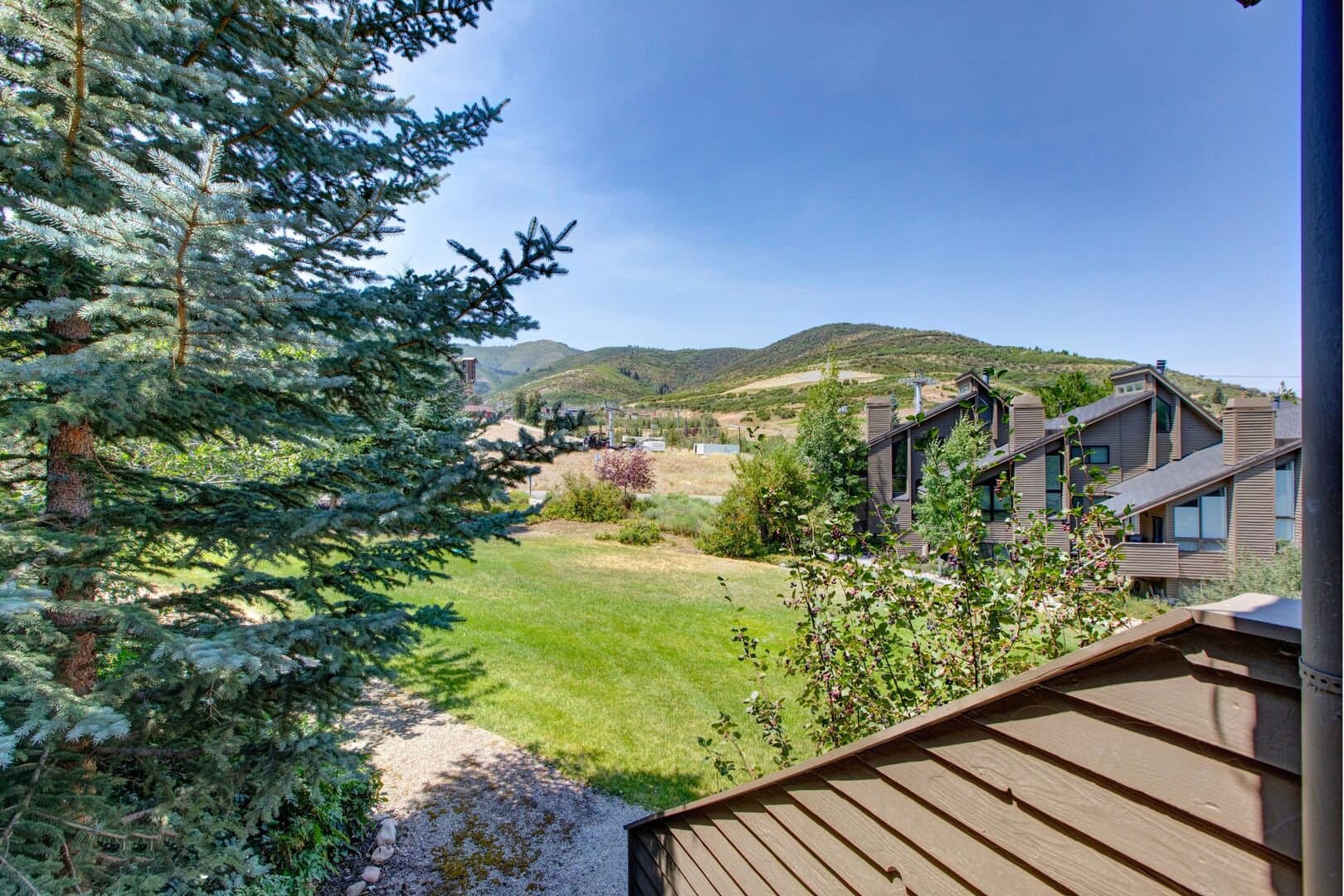 Red Pine Retreat - Image 30