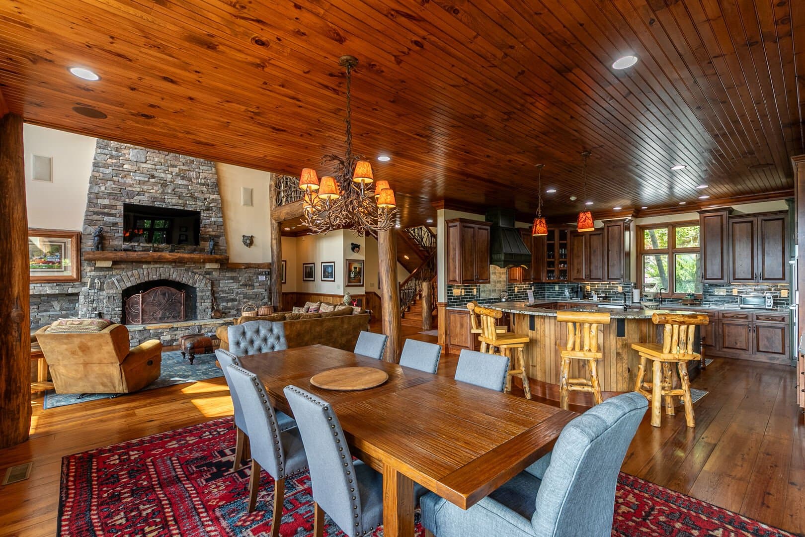 Overlook Estate in The Farm - Image 9