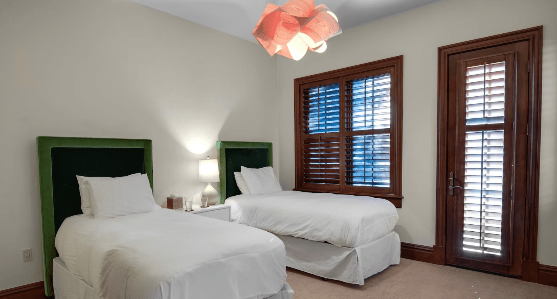 Village Walk Place - Image 16