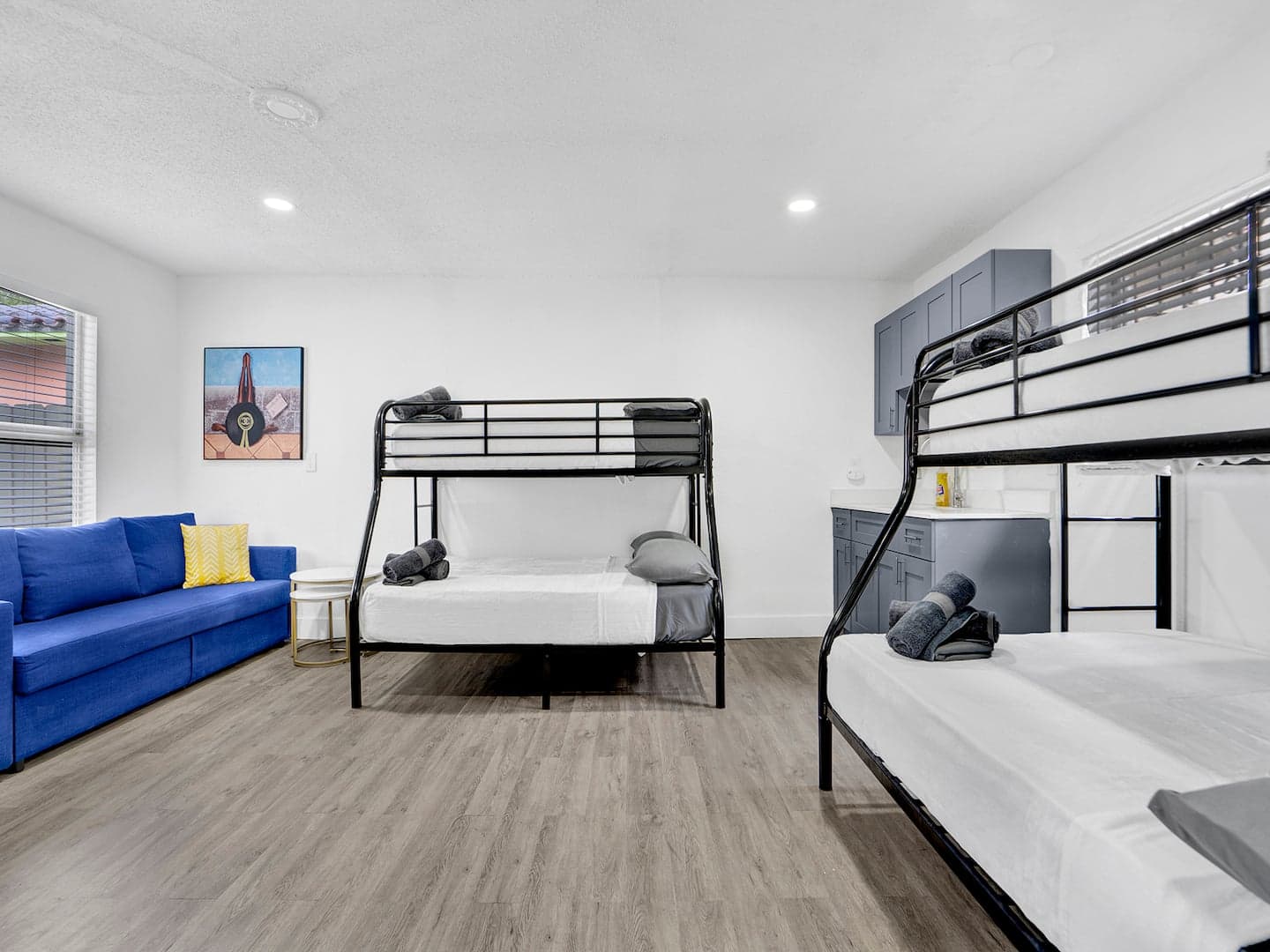 Bungalow House - Image 19