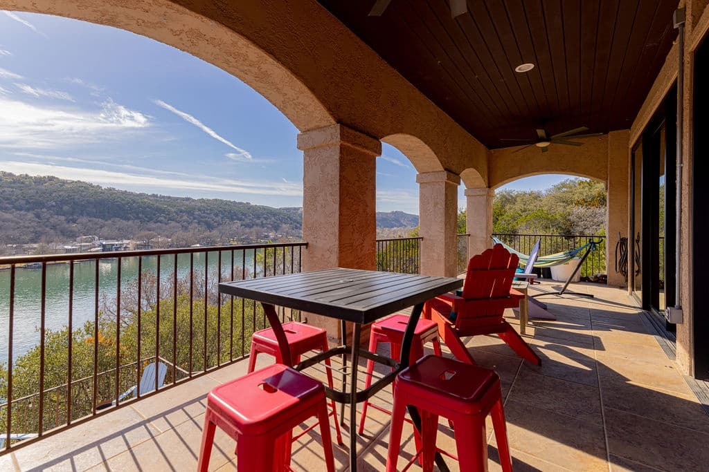 Stairway to Heaven House - Image 31