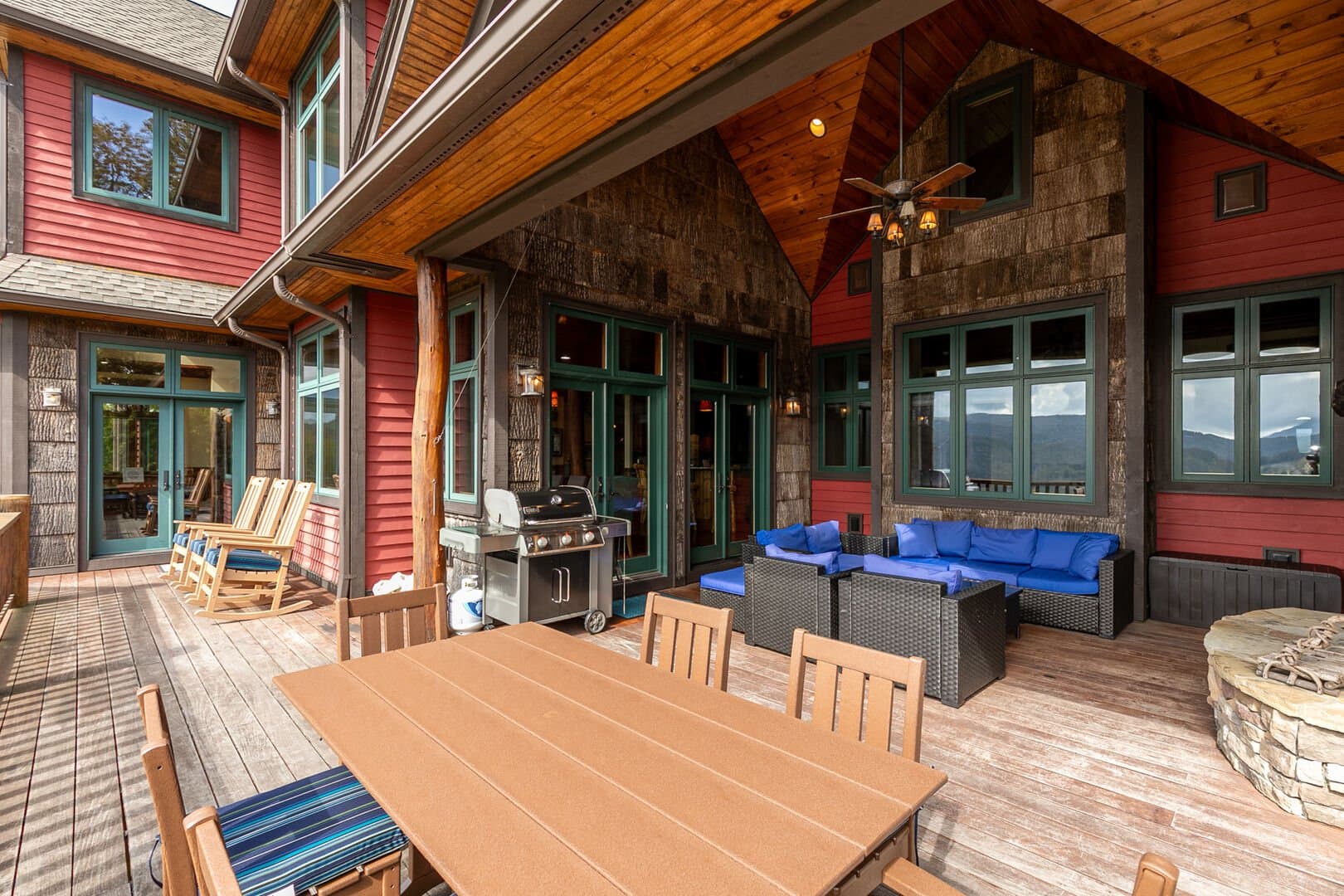 Overlook Estate in The Farm - Image 59