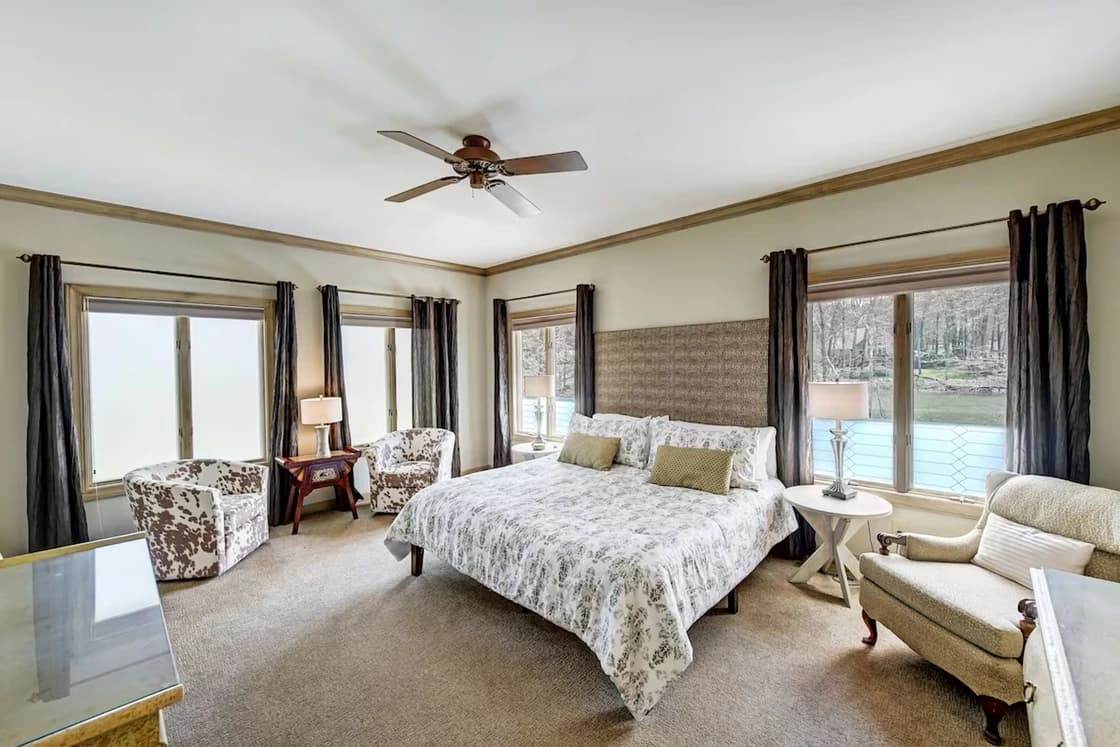 Landover Lodge - Image 15