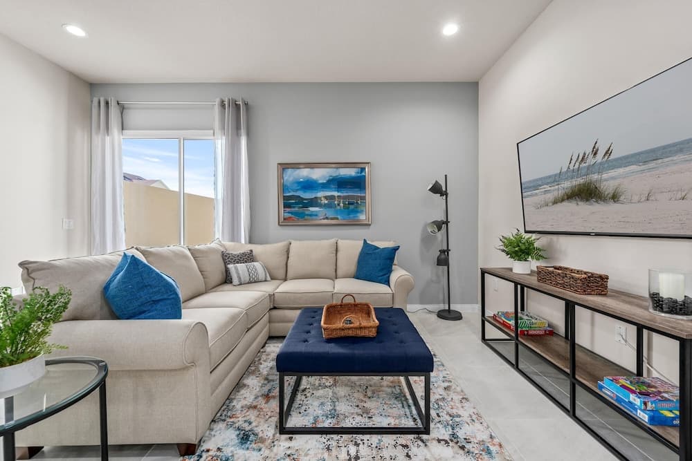 Summerville Townhome #7568 - Image 1