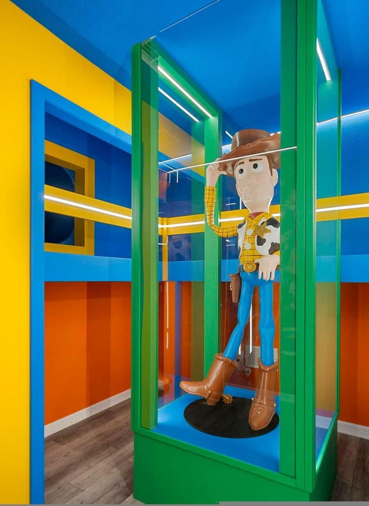 Windsor Grand Escape - Image 40